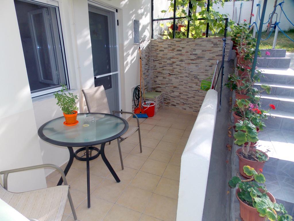 Nikos Apartments 오르모스 파나기아스 외부 사진