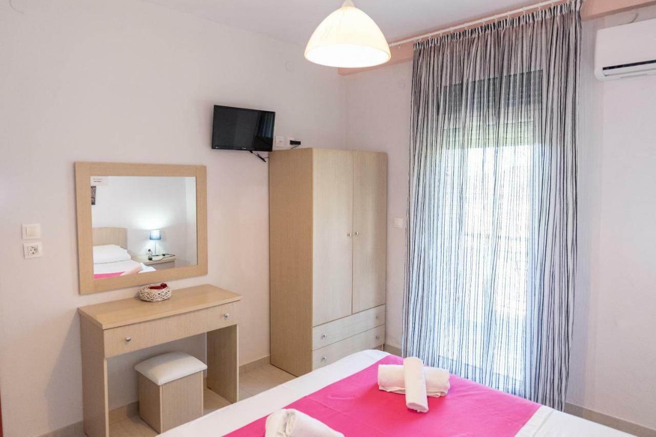 Nikos Apartments 오르모스 파나기아스 외부 사진
