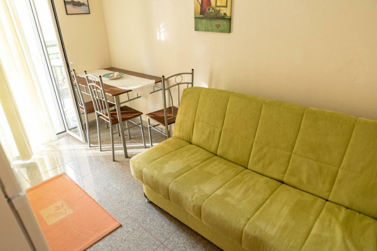Nikos Apartments 오르모스 파나기아스 외부 사진